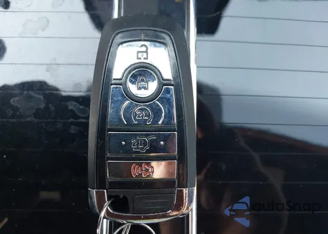 2021 Lincoln Aviator Black Label from USA, damaged, VIN 5LM5J9XCXMGL06815